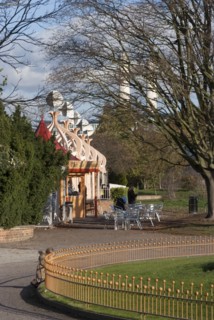 UK, London, Battersea Park, 2009. Creator: Ethel Davies.