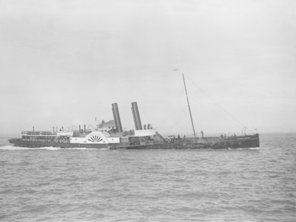 The paddle steamer 'Solent Queen', 1932. Creator: Kirk & Sons of Cowes.