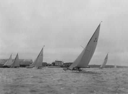 The 6 Metre sailing yacht 'Margaret' (K14) sailing close-hauled, 1921. Creator: Kirk & Sons of Cowes.
