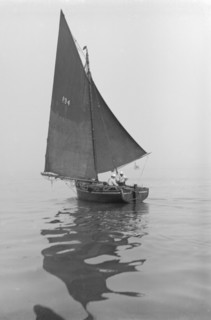 Fishing Smack under sail, 1911. Creator: Kirk & Sons of Cowes.