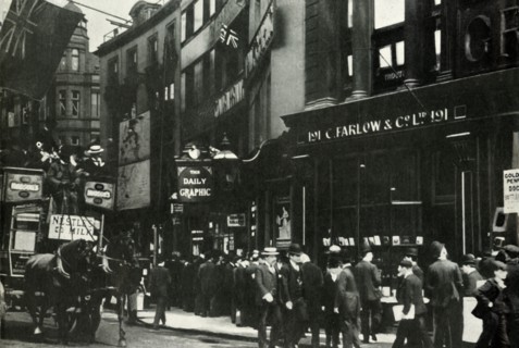 Crowds waiting to hear about the 'People's Budget' 1909, (1947).