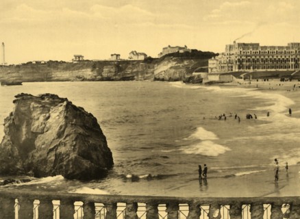 Biarritz - Hotel du Palais et la Baie, c1930.