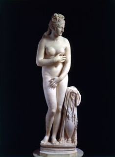 Capitoline Venus (Roman copy from a Greek Original), 2th century BC.
