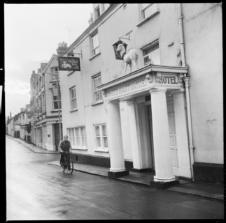White Hart Hotel, The Square, Moretonhampstead, Devon, 1967
