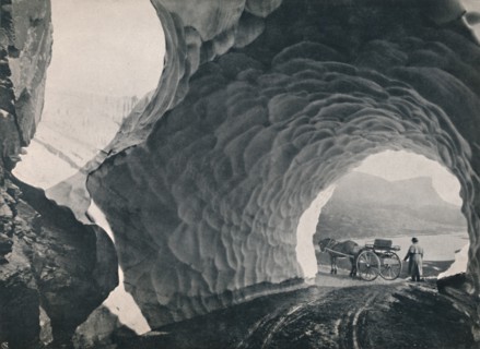 Tunnel through snow, Hauklid Pass', 1914.