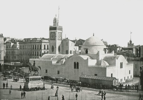 The Djama'a al-Djedid, Algiers, Algeria, 1895.