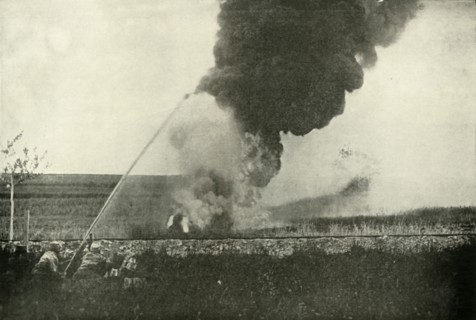The German "Flammenwerfer".', (1919).