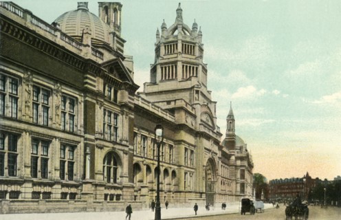 The Victoria and Albert Museum', c1900s.