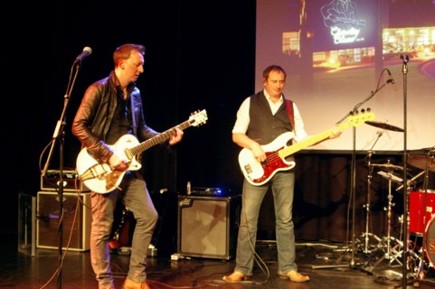 Ash Wilson and Mat Beable,  Crawley Blues Club, Hawth, Crawley, West Sussex, 7 April 2019.