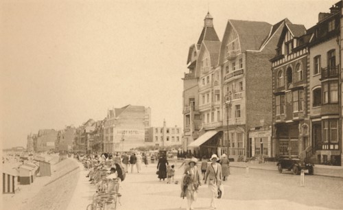 La Digue', (The Promenade), c1900.