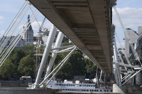 Hungerford Bridge, River Thames, London, England, UK, 3/9/10.