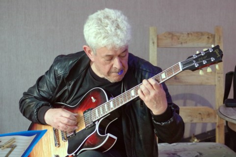 Bernie Holland, Serendipity