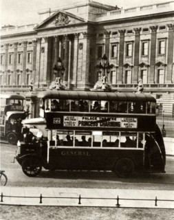'London's New All-Weather Bus',1927