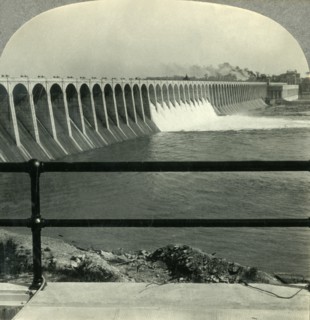 'Wilson Dam, Muscle Shoals, Alabama', c1930s. Creator: Unknown.