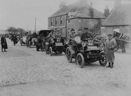 1900 One Thousand Mile trial. Creator: Unknown.