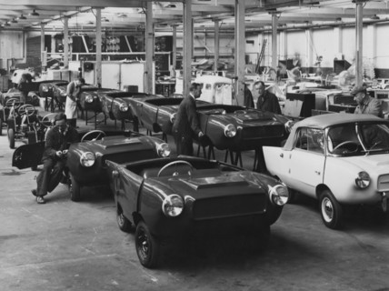 1957 Frisky factory, Wolverhampton. Body assembly. Creator: Unknown.