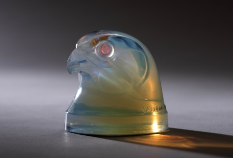 Tete - d' Epervier Lalique mascot. Creator: Unknown.