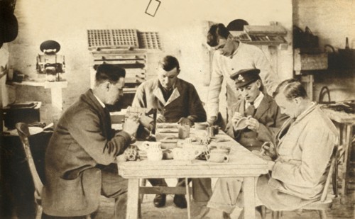 Wounded soldiers in pottery class...Devon, First World War, 1914-1918, (1933).  Creator: Unknown.