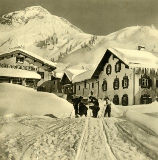 Skiers at Stuben am Arlberg, Vorarlberg, Austria, c1935. Creator: Unknown.