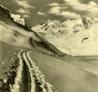 Skiing on the Alpeiner Ferner glacier in the Stubai Alps, Austria, c1935. Creator: Unknown.