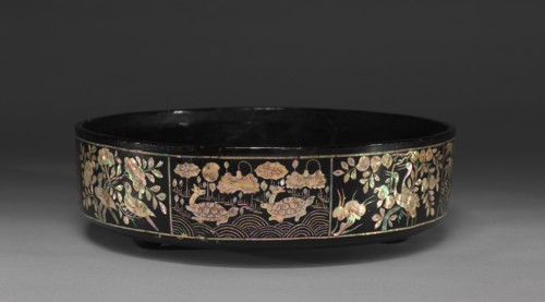 Box with Fish and Animal Design, 1800s. Creator: Unknown.