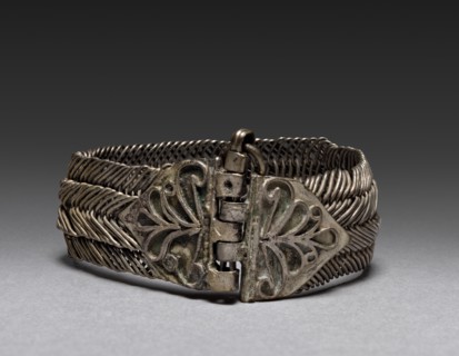 Bracelet, 1700s-1800s. Creator: Unknown.