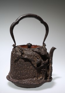 Covered Tea Kettle, Tokugawa Period. Creator: Unknown.