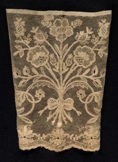 Cuff with Floral Vines, 19th century. Creator: Unknown.