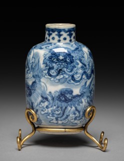 Flattened Ovoid Snuff Bottle with Stopper, 1573-1620. Creator: Unknown.