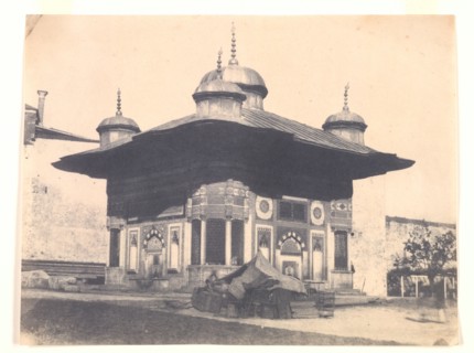 Fountaine de la Sophie, Constantinople, c. 1854. Creator: Ernest de Caranza (French, 1837-1863).