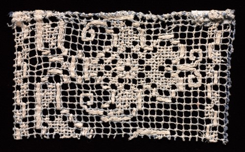 Fragment with a Floral (tendril) Motif, 1500s-1600s. Creator: Unknown.