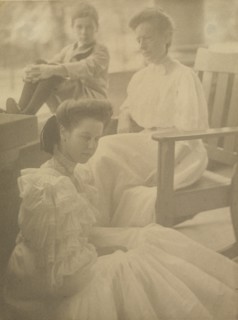 Group Portrait, c. 1900. Creator: Ema Spencer (American, 1857-1941).