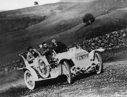Ariel 40-50hp on 1908 Scottish trial. Creator: Unknown.