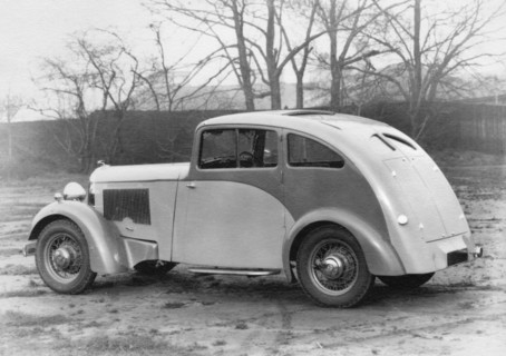 1932 Chrysler 6 by REAL. Creator: Unknown.