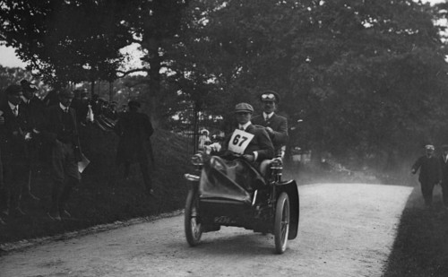 1906 Lagonda 12hp tricar. Creator: Unknown.