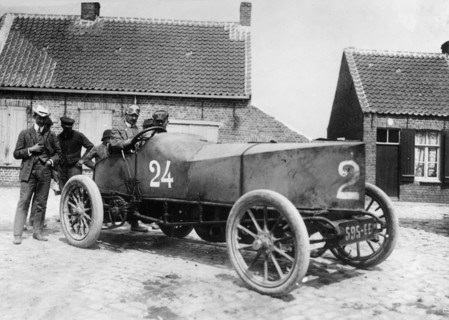 Gobron Brillie, Rigolly at Ostend Speed Trials 1904. Creator: Unknown.