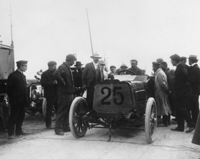 Darracq, Barras at 1904 Ostend Speed Trials. Creator: Unknown.