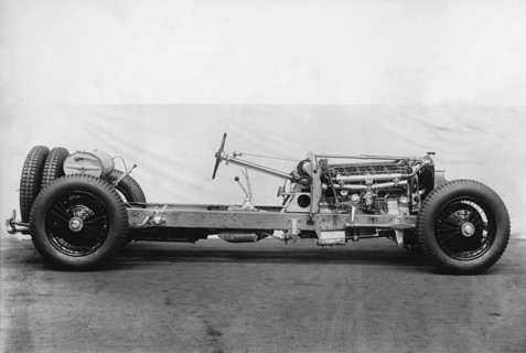 1931 Daimler Double Six chassis. Creator: Unknown.