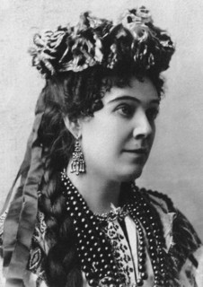 Portrait of Nadezhda Ivanovna Zabela-Vrubel (1868-1913), 1898. Creator: Anonymous.