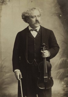 Portrait of the violinist and composer Pablo de Sarasate (1844-1908), c. 1895. Creator: Photo studio Elliott & Fry, London  .