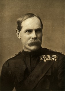 'Lieut.-General Lord Methuen, C.B.', 1900. Creator: Elliott & Fry.