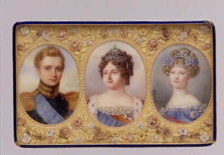 Snuffbox with portraits of Empress Maria Feodorovna, her Son and daughter-in-law, ca. 1823. Creator: Anthelme-François Lagrenée.