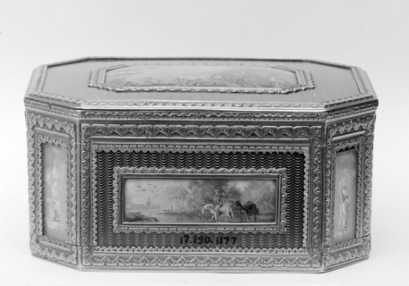 Snuffbox with landscape scenes, 1765-73. Creator: Pierre-Nicolas Pleyard.