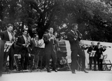 Sammy Davis Jr, USAF Base Lakenheath, Suffolk, 1960. Creator: Brian Foskett.
