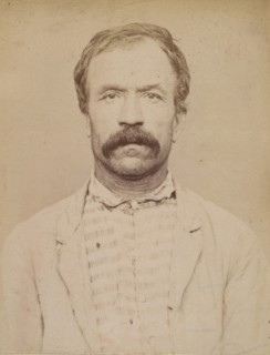 Galau (ou Gallot). Louis. 53 ans, né à Meriziès (Tarn). Charron. Anarchiste. 21/8/93., 1893.