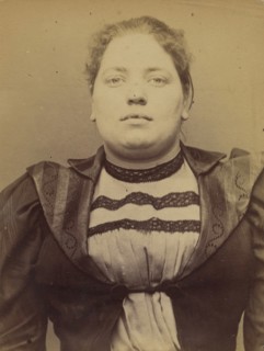 Borreman. Léontine, Eugénie. 23 ans, née à Paris le 25/12/70. Papetière. Anarchiste. 13/3/94. , 1894.