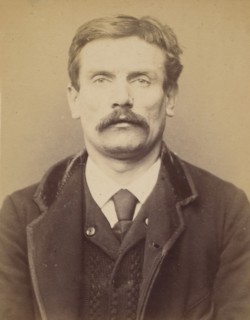 Parisot. Louis. 37 ans, né à Saint-Avalet (Moselle). Employé au "Petit Journal". Anarchiste. 2/3/94. , 1894.