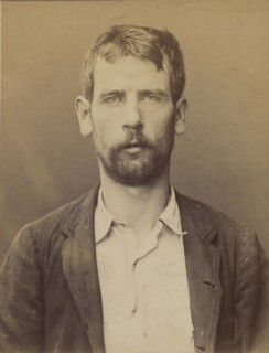 Foussard. Eugène. 26 ans, né le 7/12/67 à Dangeul (Sarthe). Peintre en bâtiment. Anarchiste. 2/7/94. , 1894.