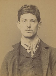 Thibivilliers. Eugène. 23 ans, né à Pinseux-le-Haut-Verger (Oise). Polisseur de métaux. Cris séditieux. 5/3/94, 1894.