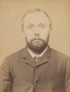 Chevalier. étienne. 36 ans, né à Gémosac (Charente-Inférieure). Forgeron. Anarchiste. 11/3/94., 1894.